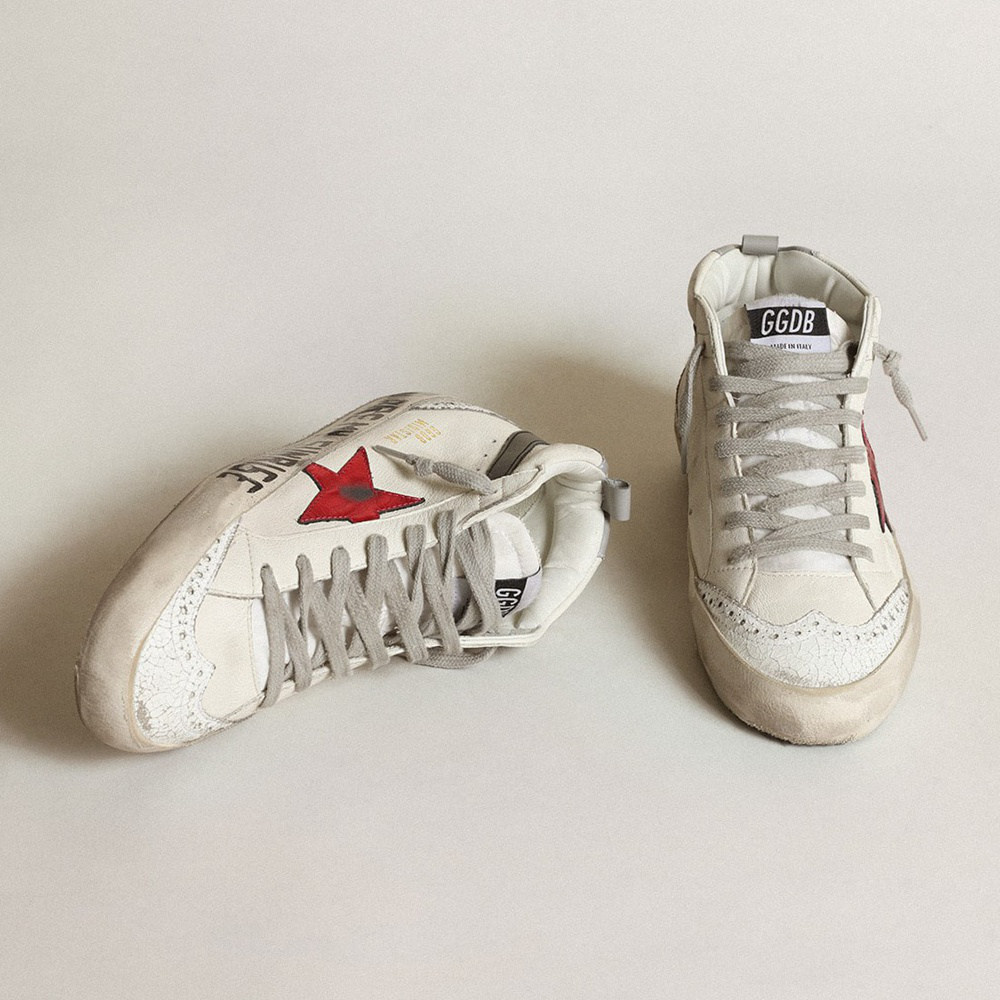 Golden Goose Mid Star With A Pink Laminated Leather Star And Black Flash GWF00122.F003357.11231