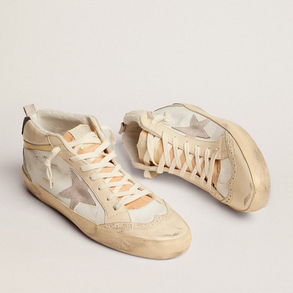 Golden Goose Mid Star With Light Gray Suede Star And Gold Flash GMF00123.F003018.11116