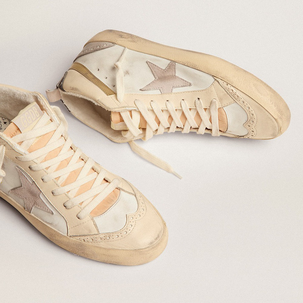 Golden Goose Mid Star With Star In Light Gray Suede And Gold Flash GWF00123.F003018.11116