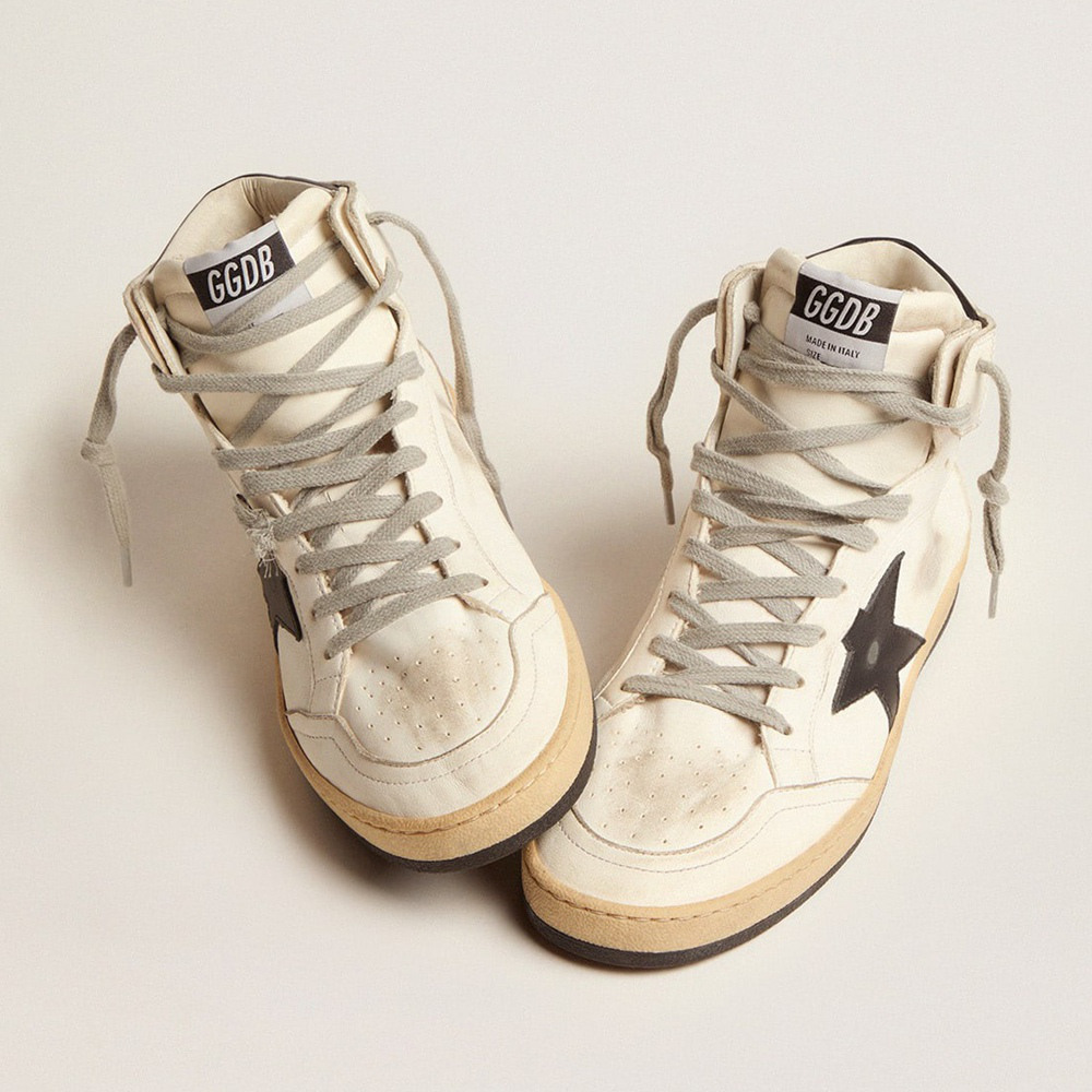 Golden Goose Sky-Star With Signature On The Ankle And Black Inserts GWF00230.F002190.10283