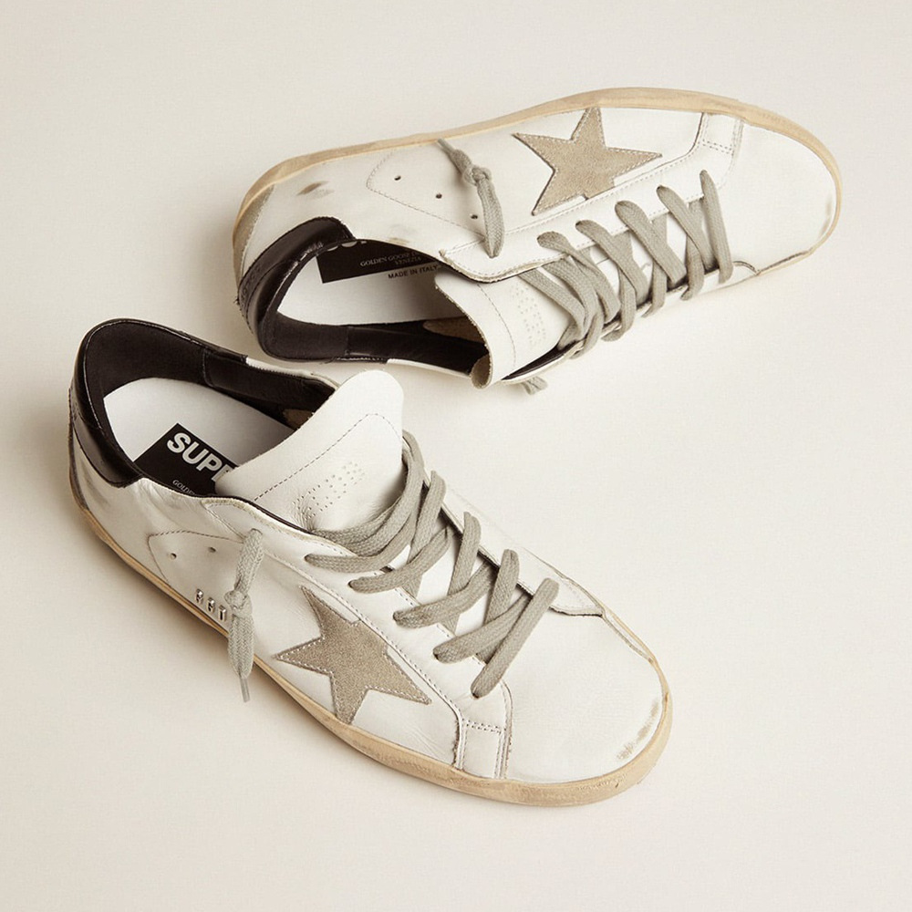 Golden Goose Super-Star With Black Heel Tab And Metal Stud Lettering GWF00102.F000318.10220