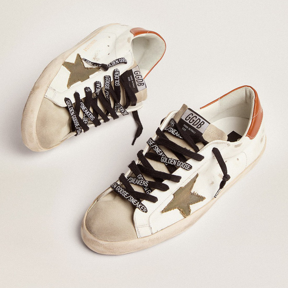 Golden Goose Super-Star With Star In Olive Green Canvas GMF00101.F002709.10947