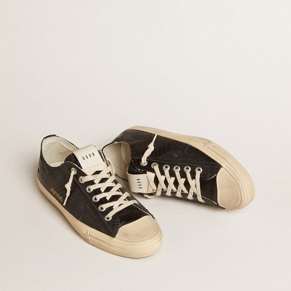 Golden Goose V-Star In Black Nappa Leather With A Black Leather Star GMF00129.F005033.90100