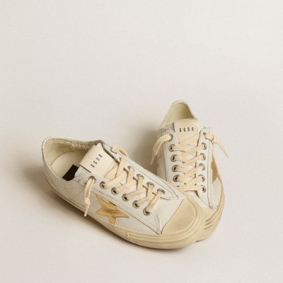 Golden Goose V-Star In White Leather With Gold Metallic Leather Star GWF00129.F005292.10272